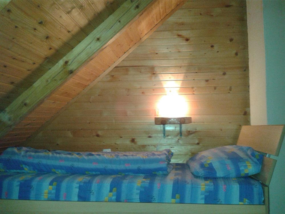Boskovica Brvnare Pension Žabljak Buitenkant foto
